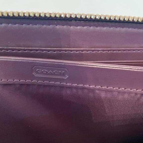 Coach Patent Signature Double Zip Leather Burgundy Wallet - Picture 5 of 9